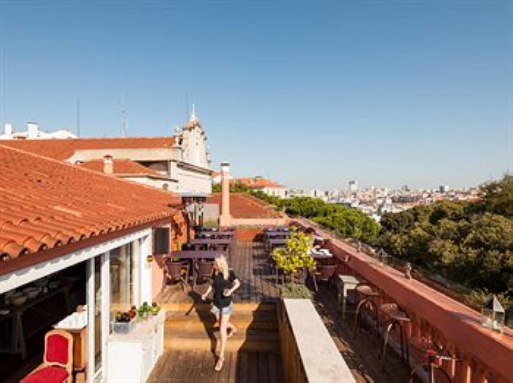 The Independente & Terrace Alojamento de Acomodação e Pequeno-almoço
